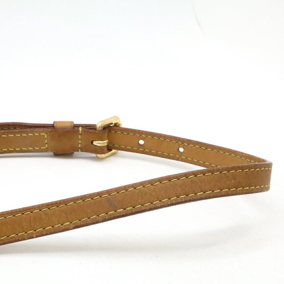 LOUIS VUITTON Red Monogram Shoulder Bag - Picture 7 of 10